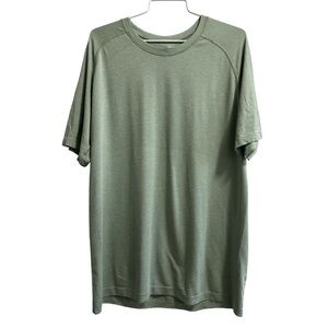 Lululemon  Metal Vent Tech Short Sleeve Shirt 2.0
Laurel Green Arctic Green L